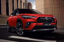 Toyota Corolla Cross 2026 chỉ còn bản hybrid, giá quy đổi 827 triệu đồng