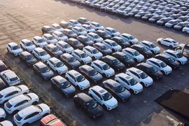 Nhập khẩu ô tô năm 2025 lập kỷ lục, xe Trung Quốc áp đảo về kim ngạch