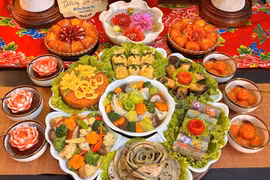 Rằm tháng Giêng, dịch vụ làm mâm cúng 'đắt hàng'