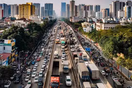 Giao thông Hà Nội chiều 22/2: Cửa ngõ ùn tắc kéo dài, nhiều tuyến di chuyển chậm