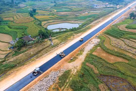 Cao tốc Đồng Đăng - Trà Lĩnh: Con đường hạnh phúc của Cao Bằng là con đường của lòng dân