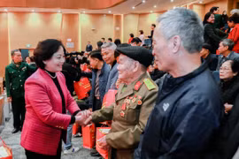 Phó Thủ tướng Phạm Thị Thanh Trà thăm, chúc Tết và tặng quà tại Lào Cai