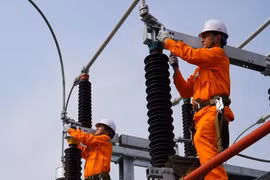 Điện lực Quảng Ninh góp phần vào sự tăng trưởng kỷ lục của kinh tế địa phương