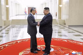 Ông Kim Jong Un khẳng định ưu tiên tăng cường quan hệ với Trung Quốc
