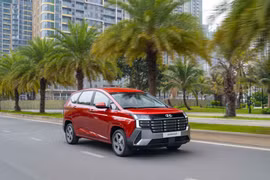 Hyundai Stargazer 2026 ra mắt khách Việt, giá rẻ nhất phân khúc