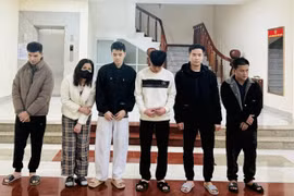 Tạm giữ 6 nghi phạm cầm đầu đường dây đánh bạc online 100 tỷ đồng tại Quảng Trị