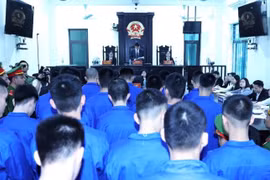 Nhóm thanh thiếu niên gây rối trật tự công cộng ở Ninh Bình lĩnh án
