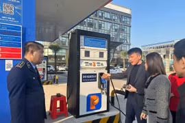 Bộ Công Thương hỏa tốc yêu cầu tăng cường kiểm tra kinh doanh xăng