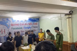Hưng Yên: Triệt phá đường dây thuốc giả trên mạng do 'thầy lang 4 đời' dựng kịch bản