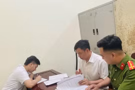 Bắt giữ đối tượng truy nã vừa từ Campuchia về Việt Nam