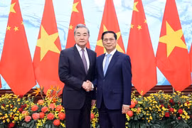 Việt Nam - Trung Quốc: Củng cố tin cậy chiến lược, tăng cường tiếp xúc cấp cao và các cấp