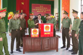 Những “cánh tay nối dài” giữ bình yên trước ngày bầu cử