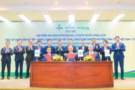 Petrovietnam/PV GAS ký kết và trao các văn kiện Dự án phát triển mỏ Nam Du – U Minh, góp phần đảm bảo an ninh năng lượng quốc gia