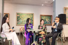 Talkshow 'Áo dài và Hội họa': Lan tỏa giá trị văn hóa Việt bằng ngôn ngữ nghệ thuật