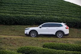 Honda CR-V 2026 bản máy xăng nâng cấp chính thức ra mắt