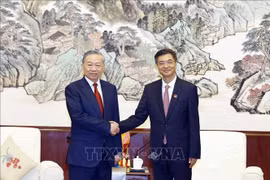 Tổng Bí thư, Chủ tịch nước Tô Lâm hội kiến Bí thư khu ủy Khu tự trị dân tộc Choang Quảng Tây