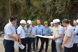 Xây dựng Trường phổ thông nội trú liên cấp Tiểu học - THCS (Cao Bằng): Tổ chức thi công “3 ca, 4 kíp”, kịp khai giảng năm học mới