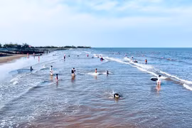 Ninh Bình đánh thức mùa du lịch biển 2026 với nhiều hoạt động đặc sắc