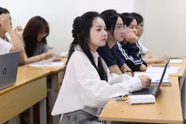 Mỗi trường một kiểu quy đổi IELTS, 6.5 đã chạm trần nơi này, 8.0 vẫn chưa chắc đạt 10 điểm nơi khác