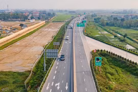 Thủ tướng chỉ đạo sớm hoàn thiện các tuyến cao tốc đã đầu tư theo quy mô phân kỳ