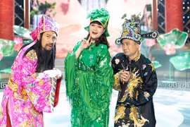 Vân Dung nghẹn ngào báo tin 'Táo Quân' vắng bóng đêm giao thừa