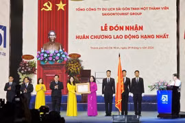 Saigontourist Group vinh dự đón nhận Huân chương Lao động hạng Nhất