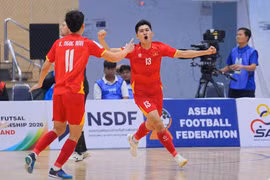 Điểm tin thể thao 12/4: Tuyển futsal Việt Nam đoạt HCĐ Đông Nam Á, Chelsea đại chiến Man City đêm nay