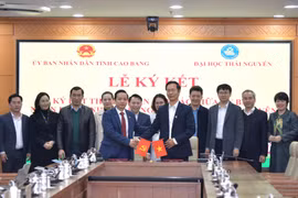 UBND tỉnh Cao Bằng ký kết hợp tác với Đại học Thái Nguyên, hướng tới thành lập phân hiệu đại học