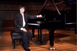 Nghệ sĩ Lưu Hồng Quang trở về Việt Nam với chương trình piano 'Thanh âm vượt tầng'
