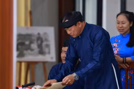 Trưng bày giới thiệu Châu bản và Mộc bản triều Nguyễn tại Hà Nội