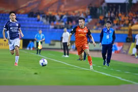 Ninh Bình FC tiếp mạch không thắng, chia điểm với SHB Đà Nẵng