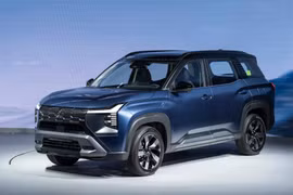 Phân khúc xe gầm cao cỡ C: Mitsubishi Destinator tụt xuống nhóm cuối