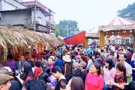 Hà Nội: Làng xôi trăm tuổi Phú Thượng rực rỡ trong ngày hội đầu xuân
