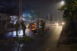 Phú Thọ: Lắp rạp đám cưới ra đường gây tai nạn chết người, chủ rạp bị khởi tố