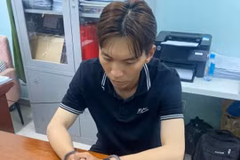 ​TP Hồ Chí Minh: Thanh niên trộm đồng hồ rolex của bạn gái quen qua mạng