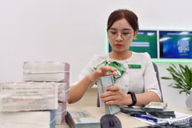 27 ngân hàng tăng lãi suất: PGBank dẫn đầu 7,2%, NCB chạm mốc 8,3%