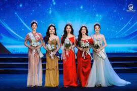 Nguyễn Khuê Thu đăng quang Mrs Earth Vietnam 2026