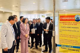 Chống dịch từ cửa ngõ quốc tế, Bộ Y tế yêu cầu đổi mới giám sát y tế sân bay dịp Tết