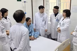 Cứu sống bệnh nhân viêm màng não nặng, giành lại ánh sáng từ bờ vực mù lòa