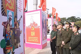 Tổ chức triển lãm và tuần phim chào mừng thành công Đại hội XIV của Đảng