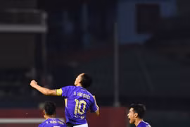 Hà Nội FC thắng kịch tính Ninh Bình 3-2, áp sát top 3 V.League 2025/26