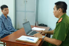 Nghi phạm trong vụ án mạng ra đầu thú sau khi gây án