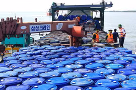 Hỏa tốc siết xăng dầu vùng biên, chặn đứng nguy cơ 'chảy máu' nguồn cung