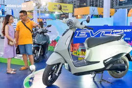 Miễn lệ phí trước bạ xe điện đến năm 2030: 'Khoản chi nhỏ, lợi ích lớn'