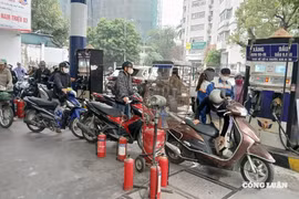 Hà Nội yêu cầu xử lý nghiêm việc găm hàng, tích trữ xăng dầu