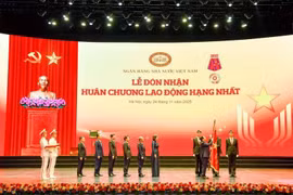Ngành Ngân hàng năm 2025: Tín dụng đạt 18,4 triệu tỷ đồng và GDP tăng 8,02%
