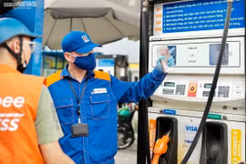 Giá xăng ngày 15/1 dự báo tăng trở lại sau 5 kỳ giảm liên tiếp