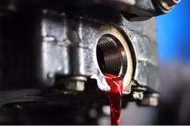 Ba nguyên nhân phổ biến khiến dầu hộp số bị rò rỉ