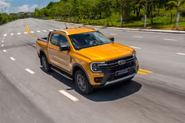 Doanh số phân khúc xe bán tải: Ford Ranger vẫn ‘bá chủ’