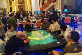 Đột kích sòng Poker cho người nước ngoài tại khách sạn Sheraton